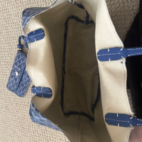 Medium Blue Goyard Tote w/Wallet - Picture 4 of 12